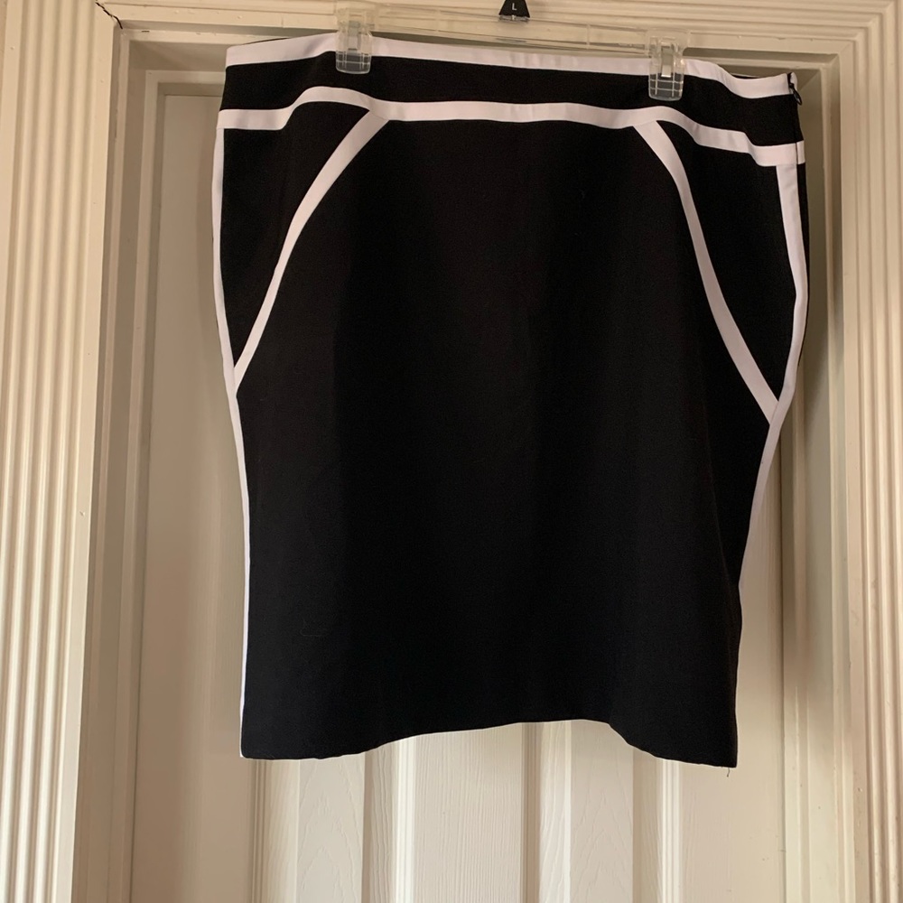 Worthington skirt